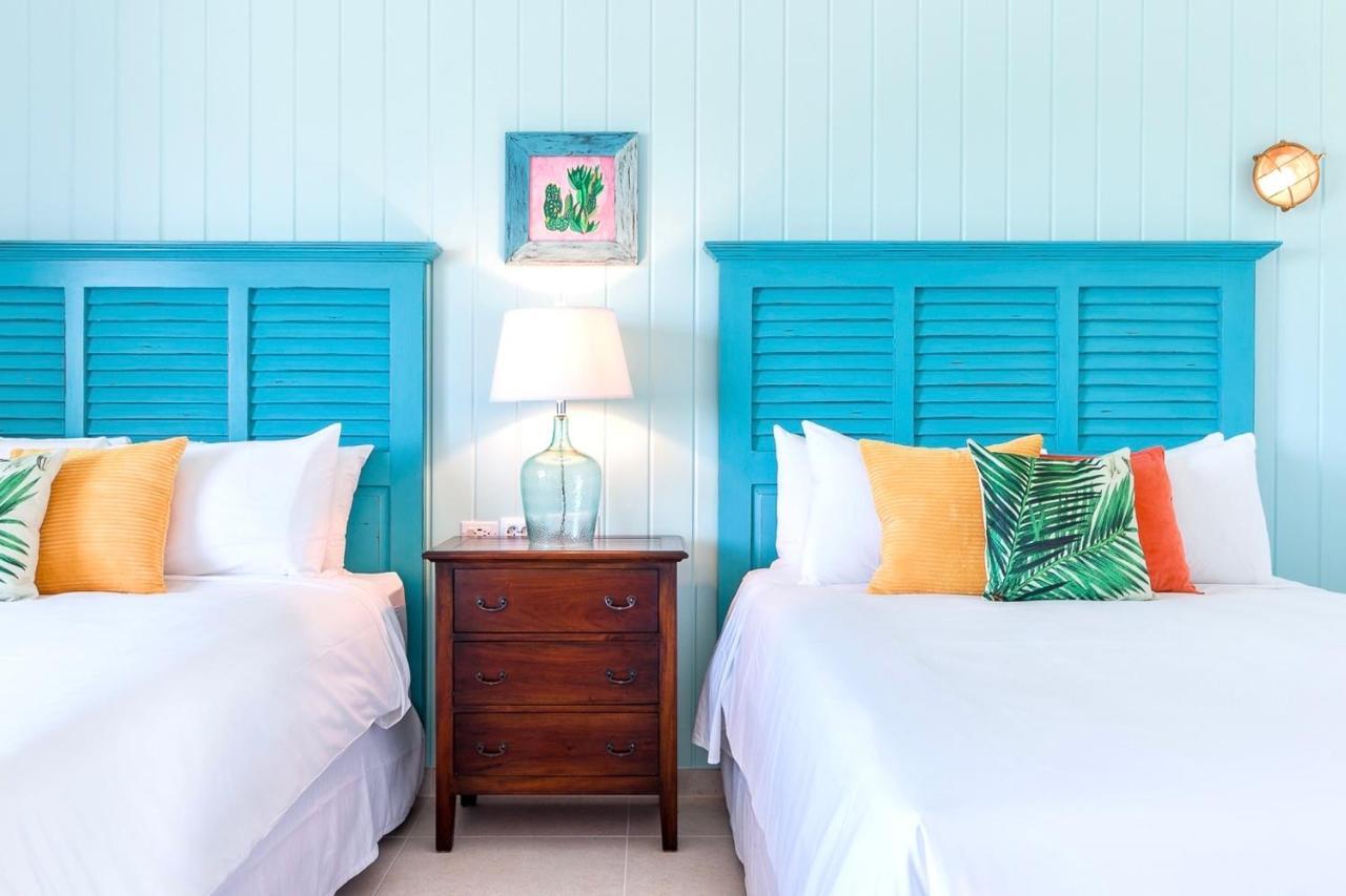 Boardwalk Boutique Hotel Aruba - Adults Only Палм Бич Экстерьер фото