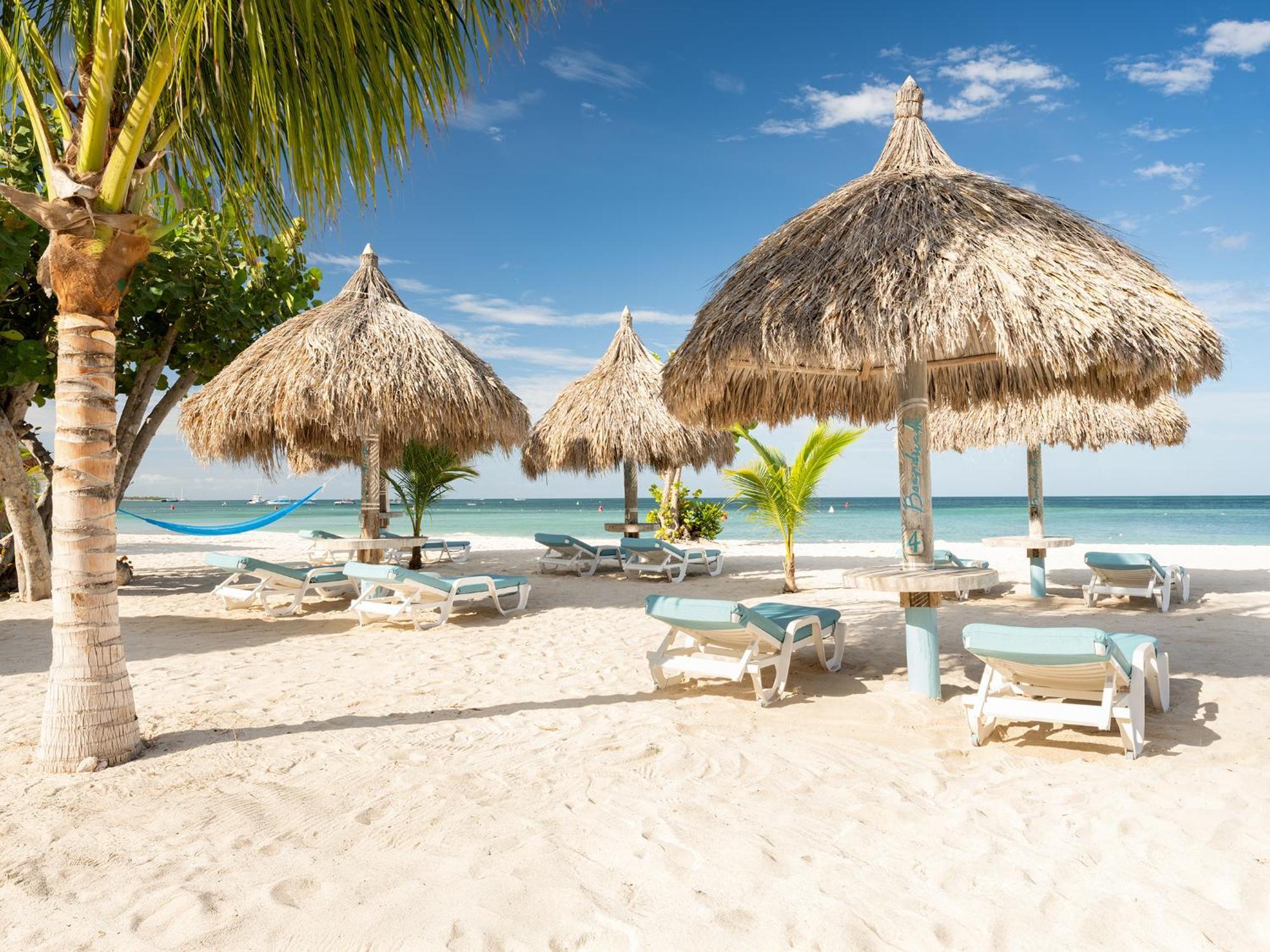 Boardwalk Boutique Hotel Aruba - Adults Only Палм Бич Экстерьер фото